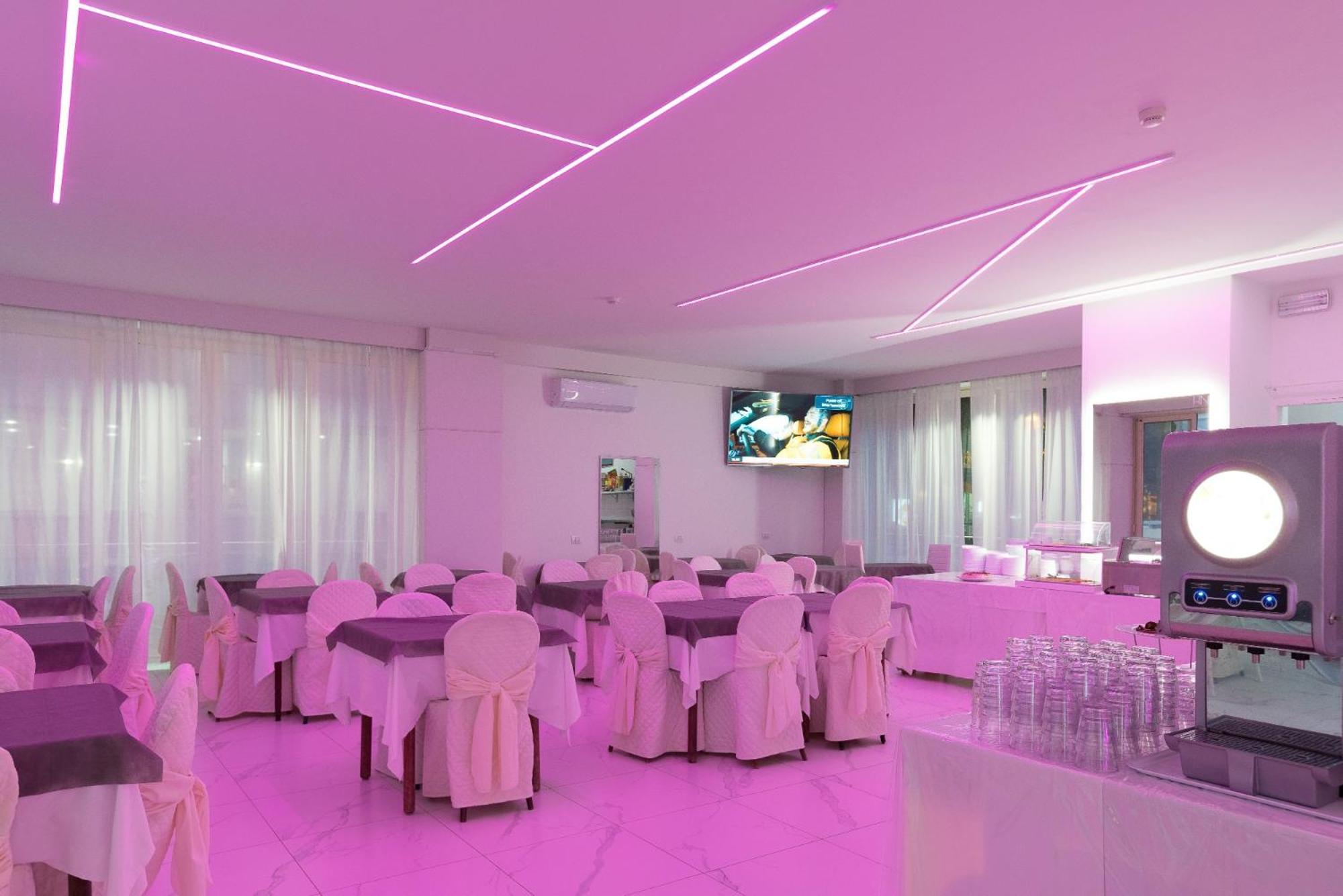 Hotel Ninfea กัตตอลิกา ภายนอก รูปภาพ