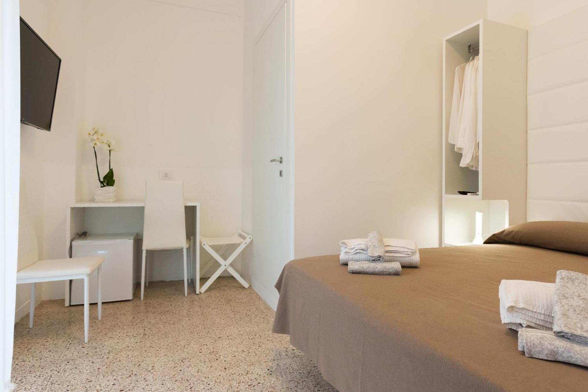 Hotel Ninfea กัตตอลิกา ภายนอก รูปภาพ