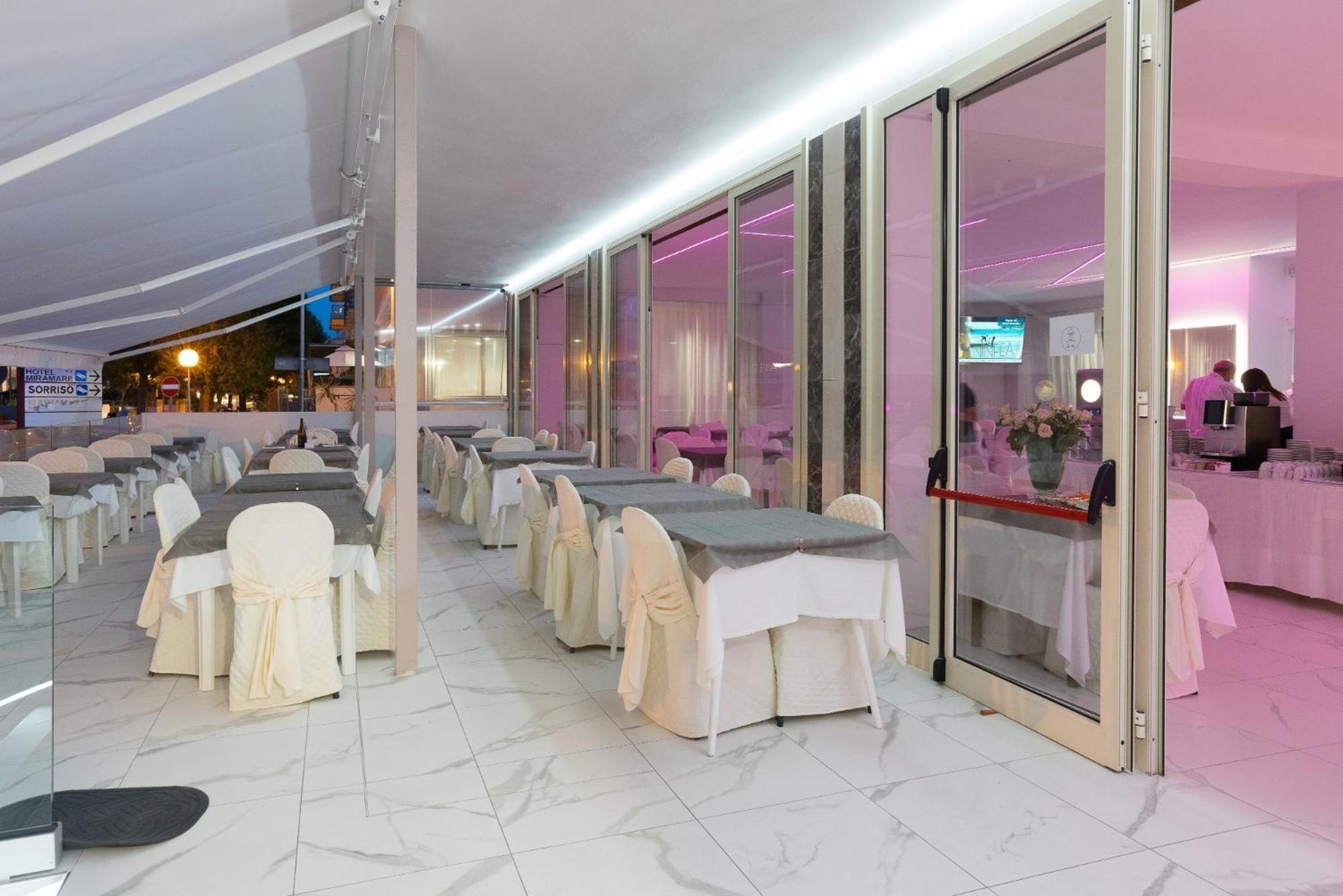 Hotel Ninfea กัตตอลิกา ภายนอก รูปภาพ