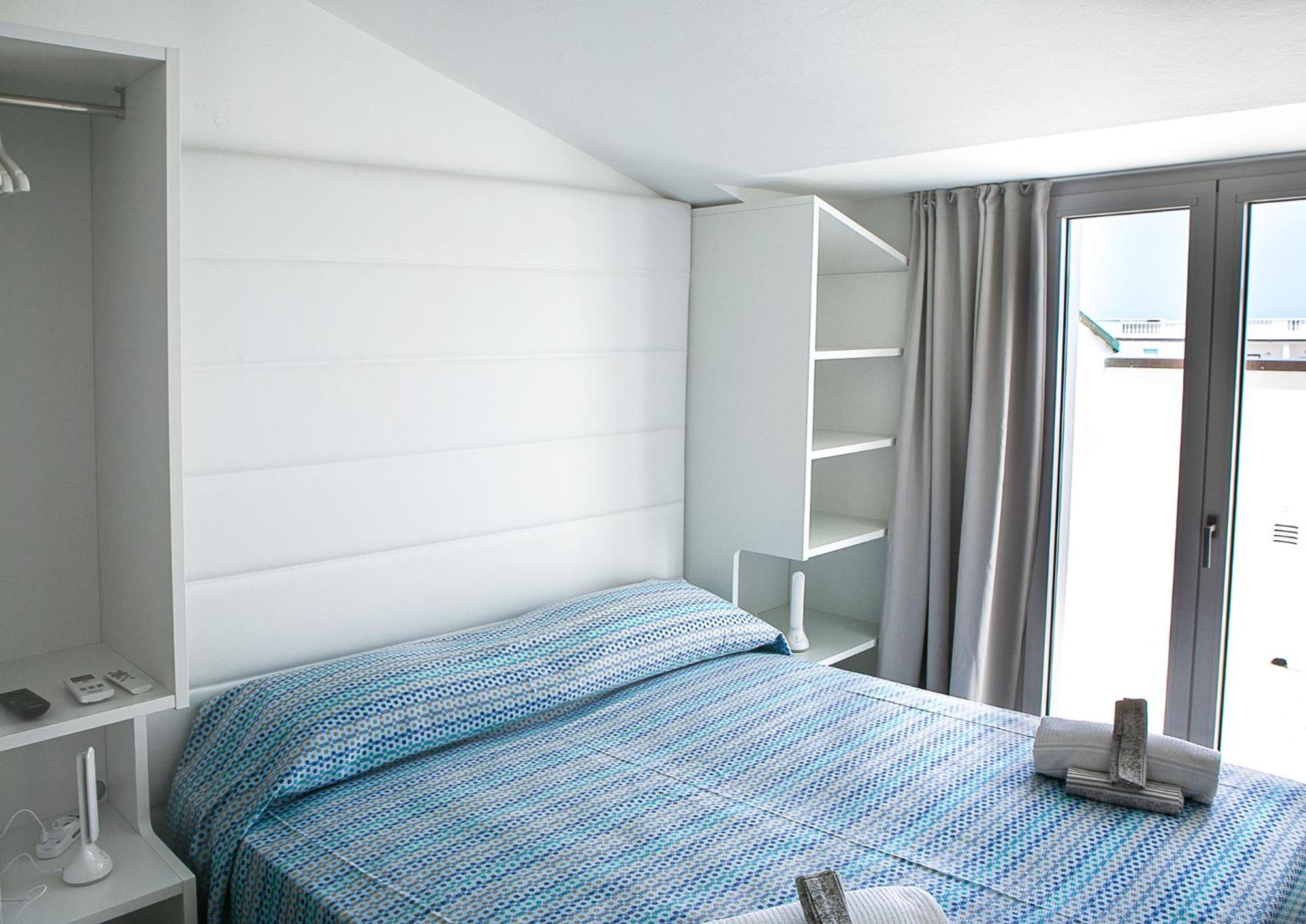 Hotel Ninfea กัตตอลิกา ภายนอก รูปภาพ